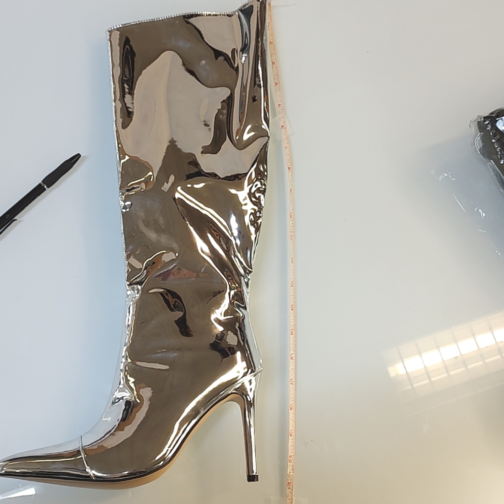 Arqa Silver Knee High Pointed Toe Boots Size 8 - Picture 15 of 15